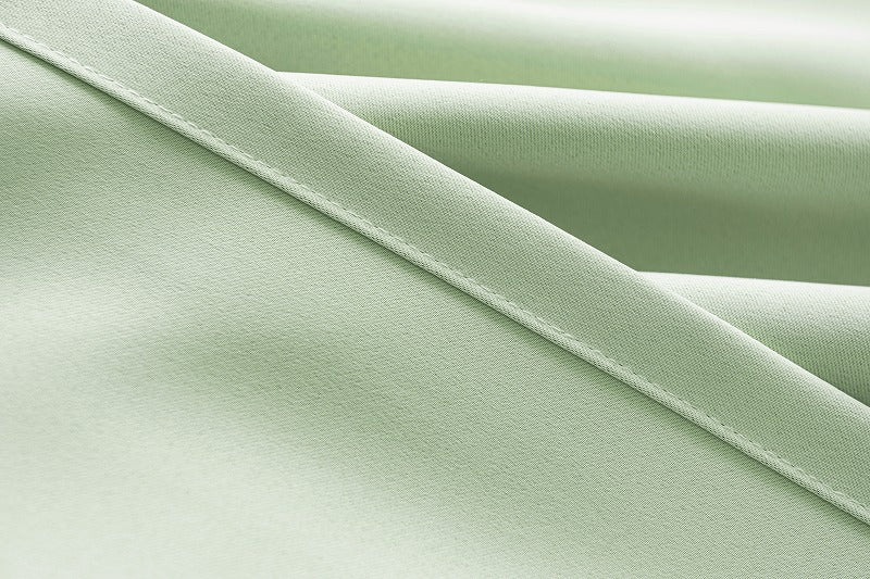 D-1　２P・1級遮光カーテン　（廉価バージョン）（4）