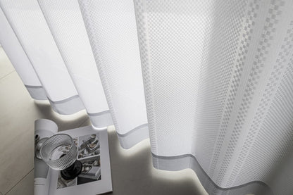 R-3　人気のエコリエ・ホワイトレース・柄出しストライプ。　遮熱・保温・UVカット・遮像