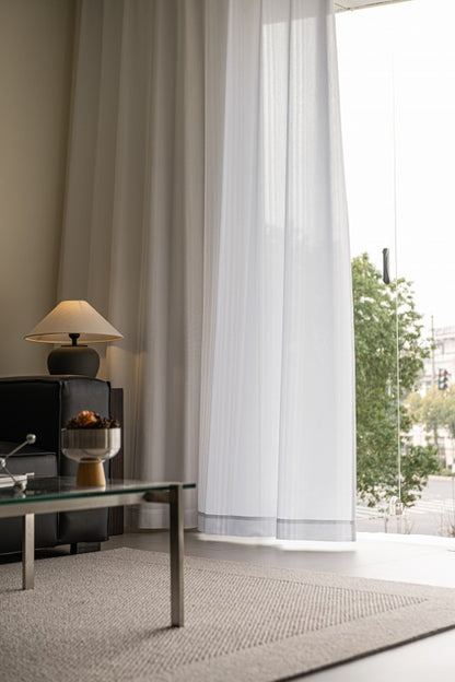 R-3　人気のエコリエ・ホワイトレース・柄出しストライプ。　遮熱・保温・UVカット・遮像