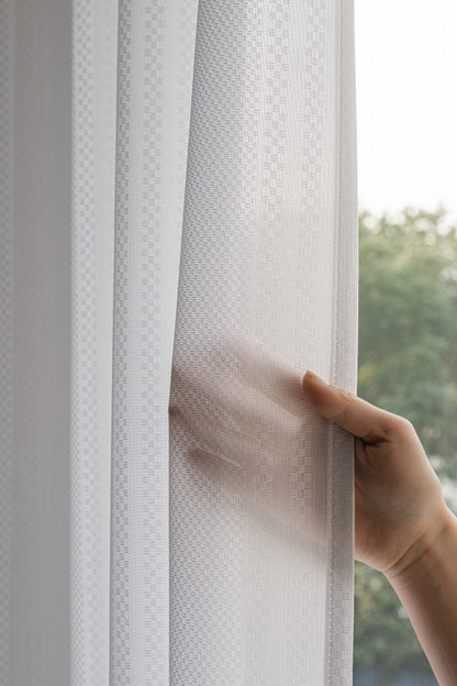 R-3　人気のエコリエ・ホワイトレース・柄出しストライプ。　遮熱・保温・UVカット・遮像