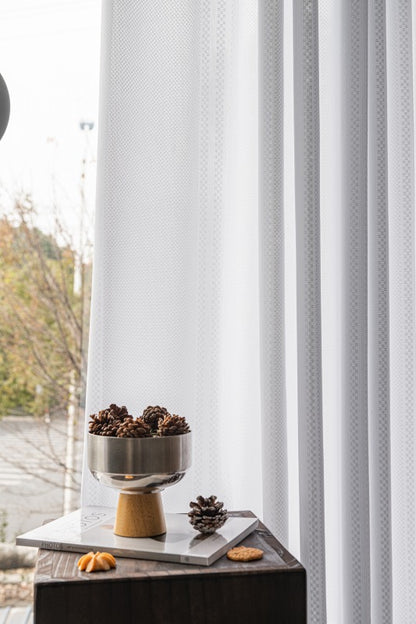 R-3　人気のエコリエ・ホワイトレース・柄出しストライプ。　遮熱・保温・UVカット・遮像