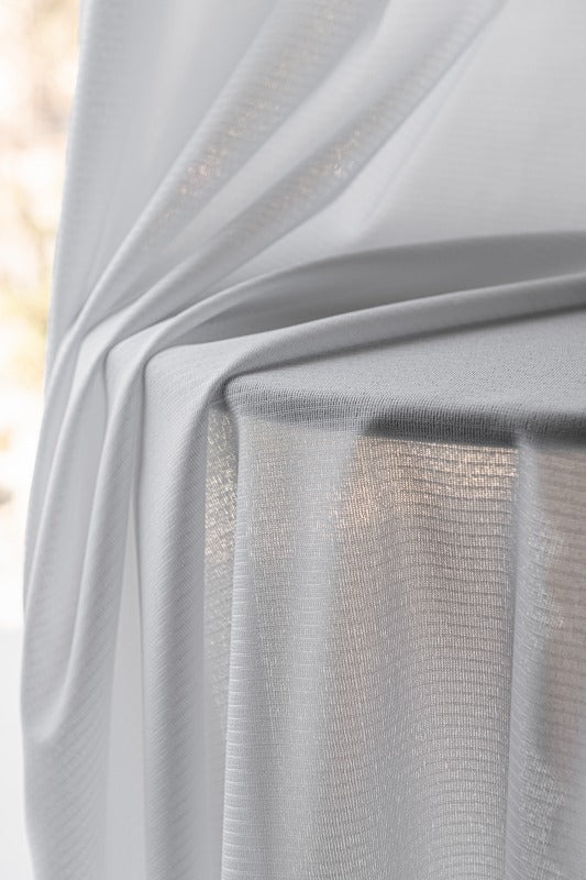 R-8　高機能防炎ホワイトレース・ボーダー